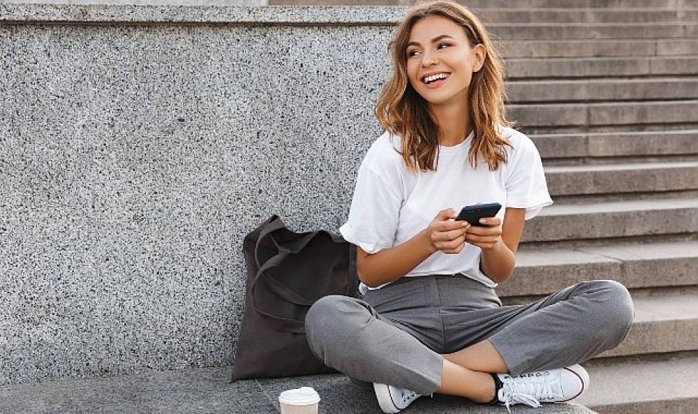 Dijital Tehlike B&uuml;y&uuml;yor: Doxxing Gen&ccedil;leri Hedef Alıyor