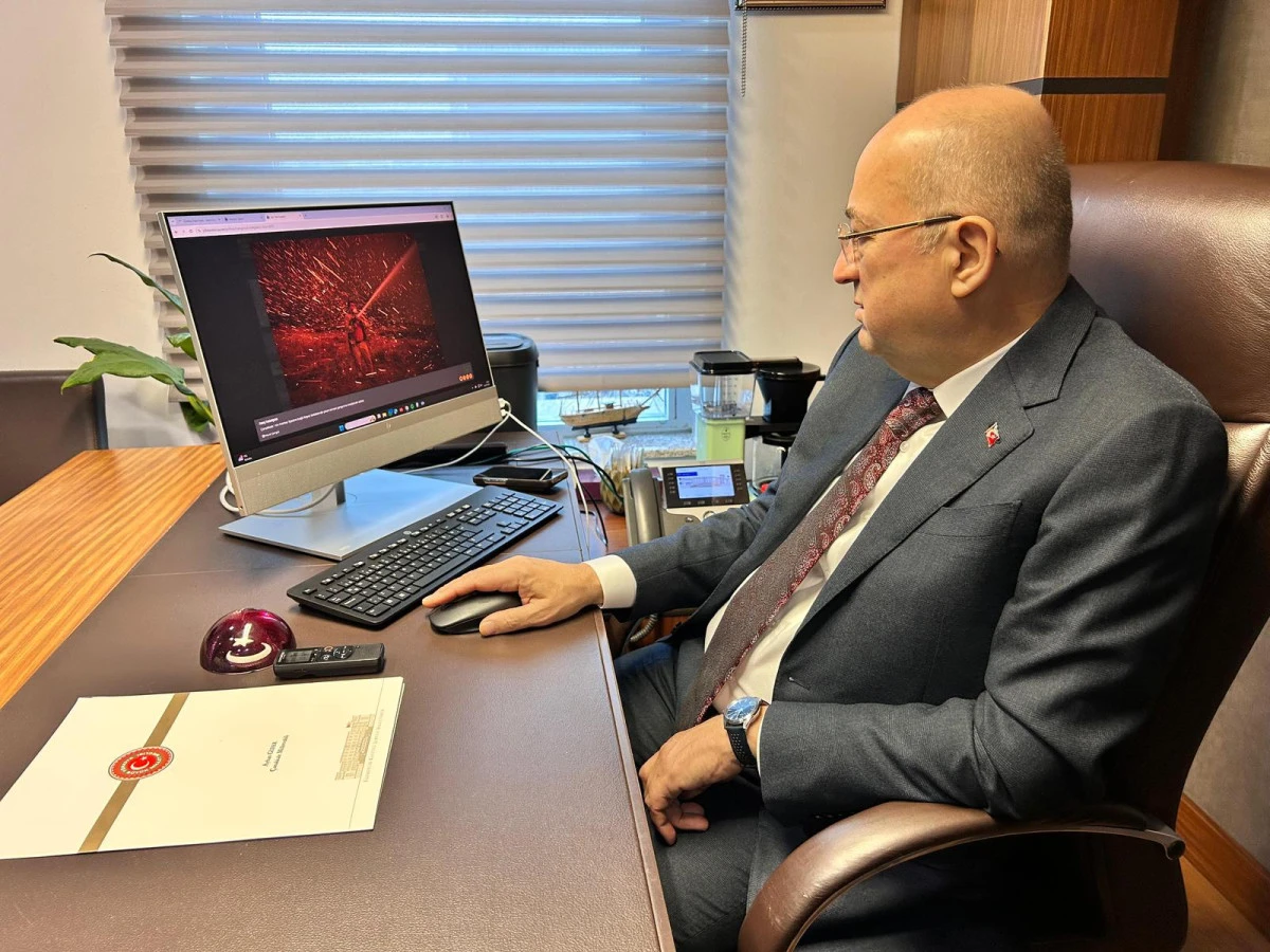 Anı &Ouml;l&uuml;ms&uuml;zleştiren Emek: Ayhan Gider AA Karelerini Oyladı