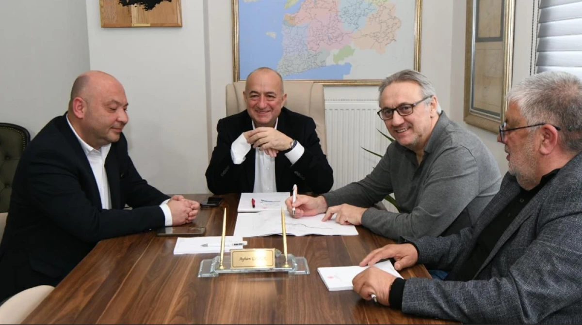 Ayhan Gider: Mendirek Projesi Bozcaada&rsquo;nın Doğasını Koruyan Bir Kalkandır