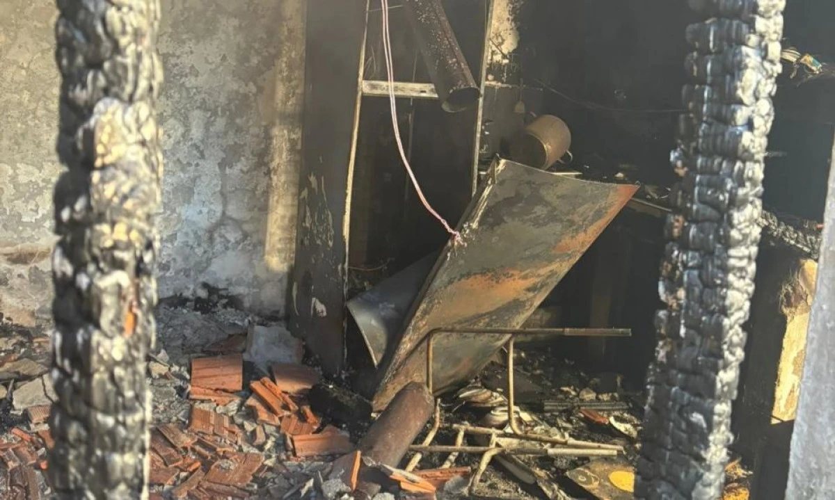 Bayrami&ccedil;&rsquo;te Yangın Faciası: &Ccedil;eyiz Sandığı Ustası Hayatını Kaybetti