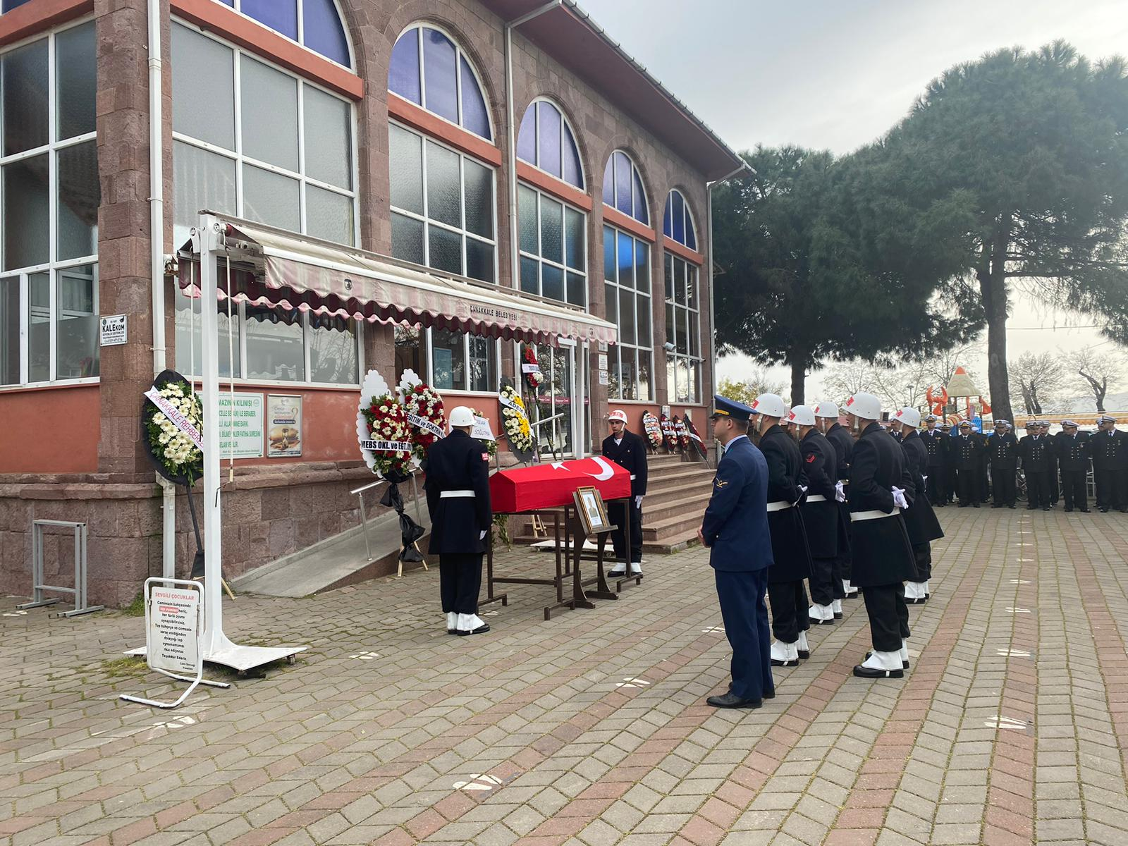 Bir Türk Subayının İntiharı Ve Çanakkale’de Hazin Bir Tören