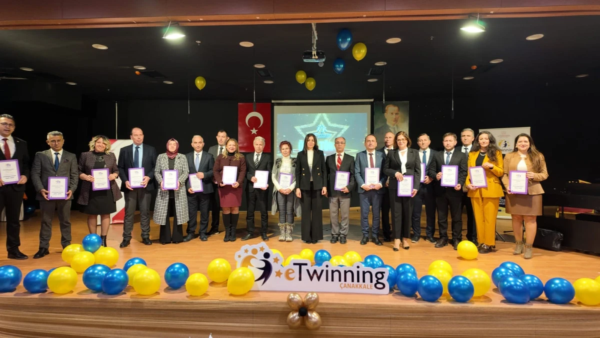 &Ccedil;anakkale&rsquo;de eTwinning Projeleri Tanıtıldı, Başarılar &Ouml;d&uuml;llendirildi