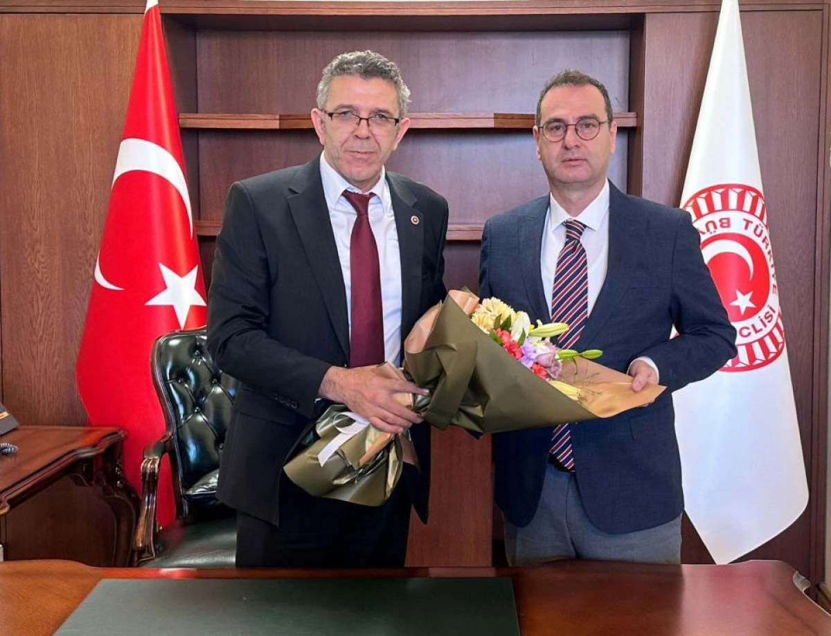 &Ccedil;anakkale&rsquo;nin Sesi Meclis&rsquo;te G&uuml;&ccedil;lenecek: Rıdvan Uz Katip &Uuml;ye g&ouml;revini devraldı