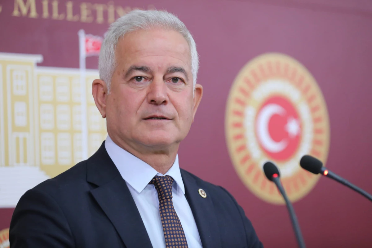 CHP’Lİ GÜNEŞHAN: “GENÇLİK, CUMHURİYETİN YILMAZ BEKÇİLERİDİR
