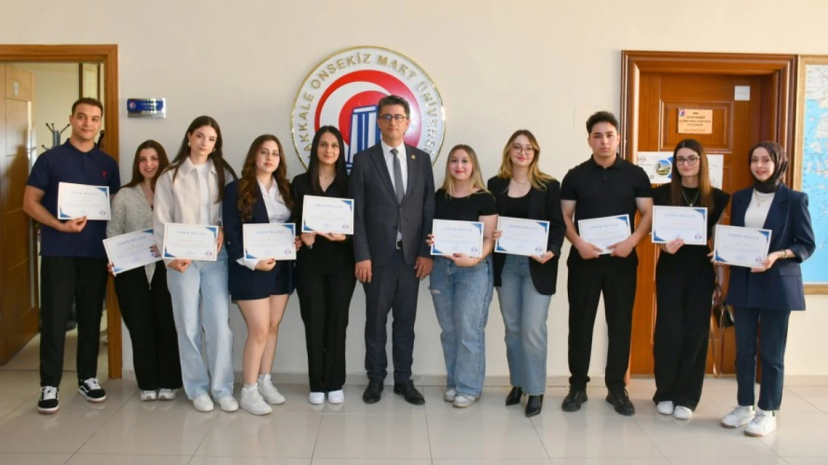 ÇOMÜ SBF’de Çarşamba Sohbeti Çaylar Bizden, Sohbet Sizden