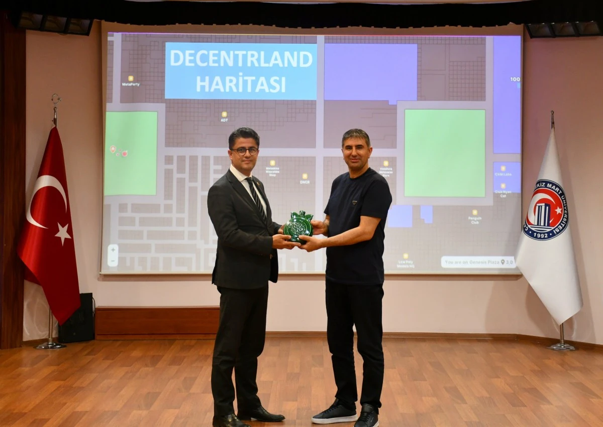 ÇOMÜ’de “Metaverse ve Yapay Zeka” Söyleşisi Yoğun İlgi Gördü