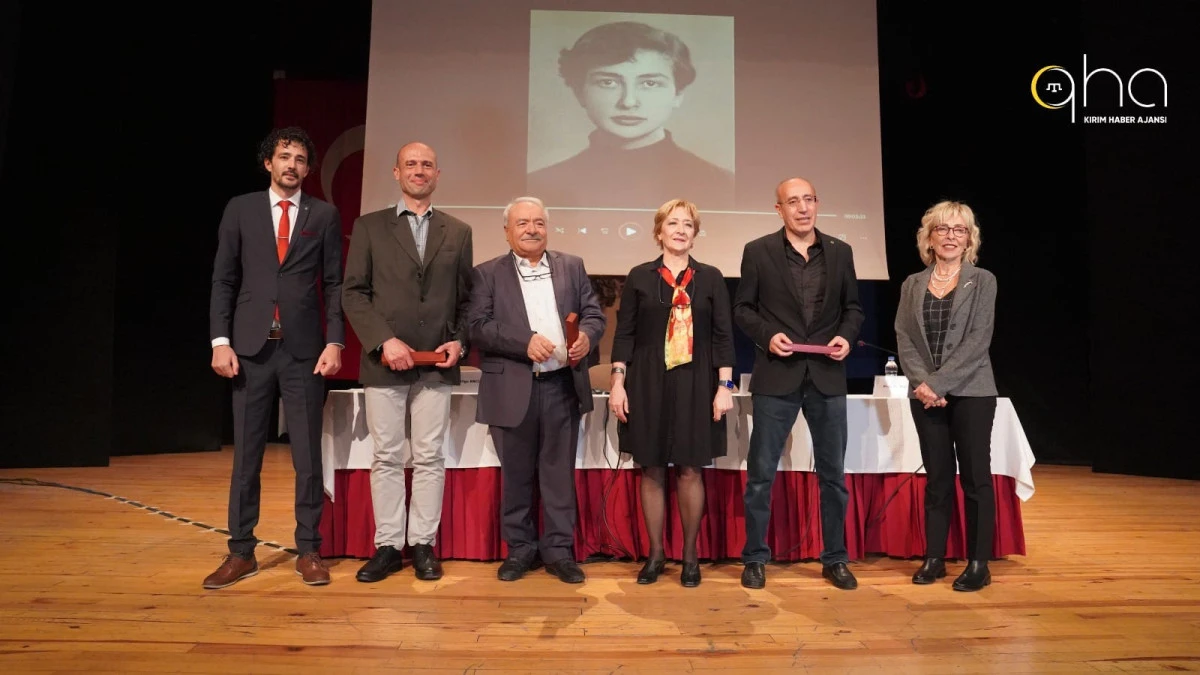 Eğitimci Yazar Gazi Karabulut’tan Doğu Türkistan Romanı: “Yer Kırmızı Gök Siyah”