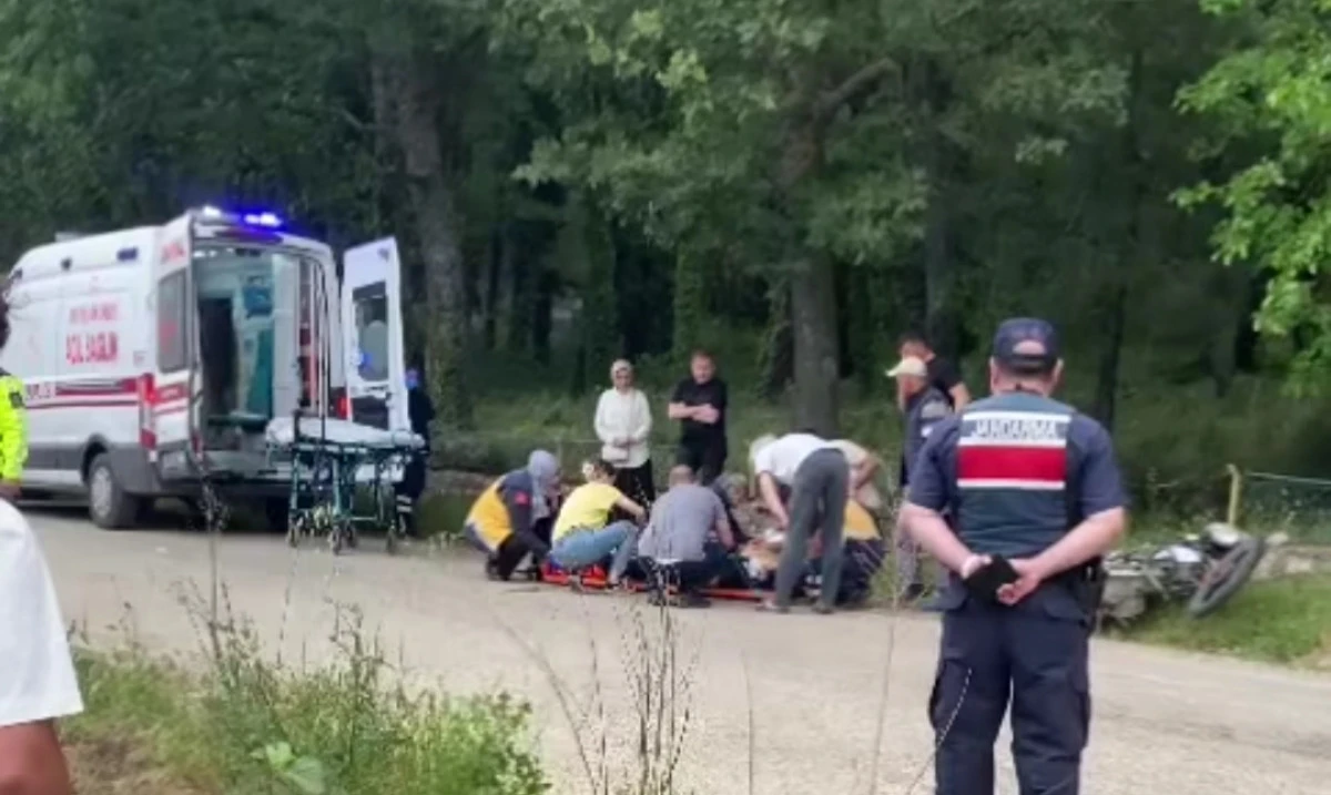 Feci Kaza!.. İki Motosiklet Çarpıştı: 1’i Ağır 4 Yaralı