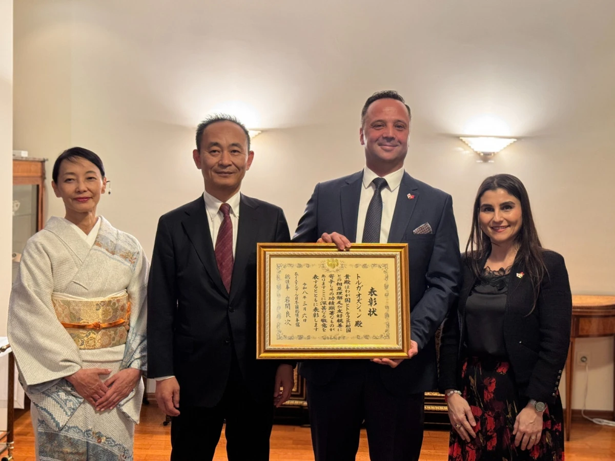 Japonya'dan &Ccedil;OM&Uuml;'l&uuml; Profes&ouml;re Prestijli &Ouml;d&uuml;l