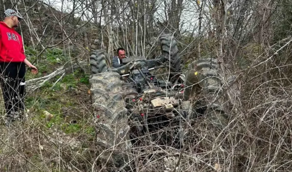 Lapseki&rsquo;de Trakt&ouml;r Faciası: 73 Yaşındaki S&uuml;r&uuml;c&uuml; Hayatını Kaybetti