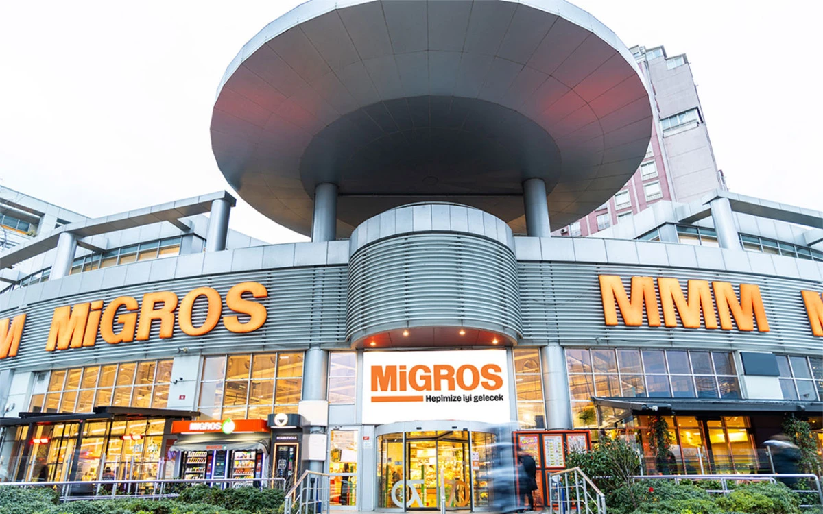 Migros&rsquo;tan İş&ccedil;i Haklarında Kritik Adım: Binlerce &Ccedil;alışan Kadroya Alındı