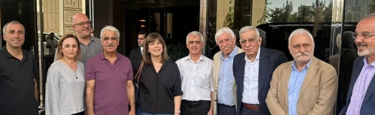 PKK silah yakıp  teslim olmaya başlamış öyle mi?