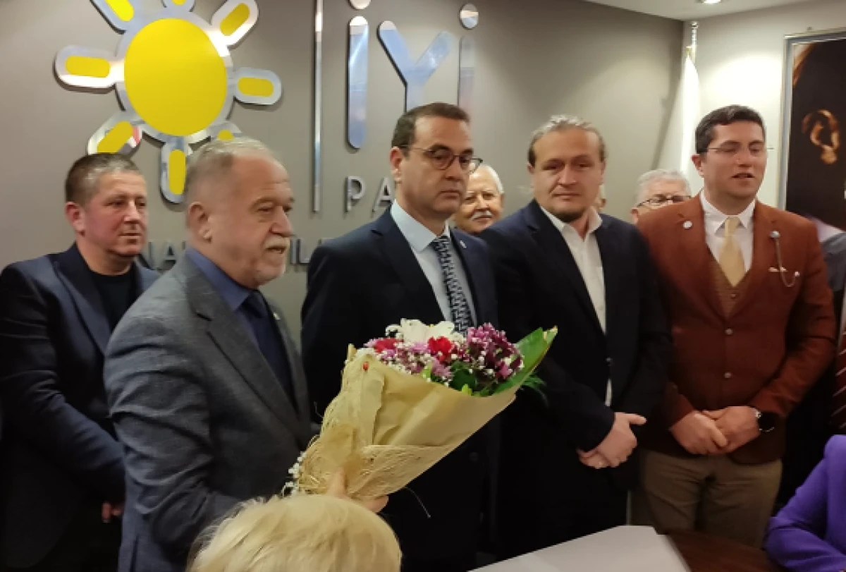 Rıdvan Uz: Çanakkale’de İYİ Parti Artık Güvenin Adı