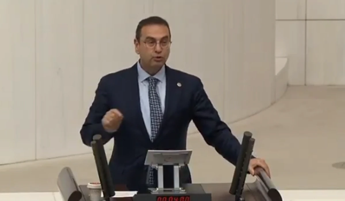 Rıdvan UZ ; Devletler Kanunlarla B&uuml;y&uuml;r, Adaletsizlikle &Ccedil;&ouml;ker