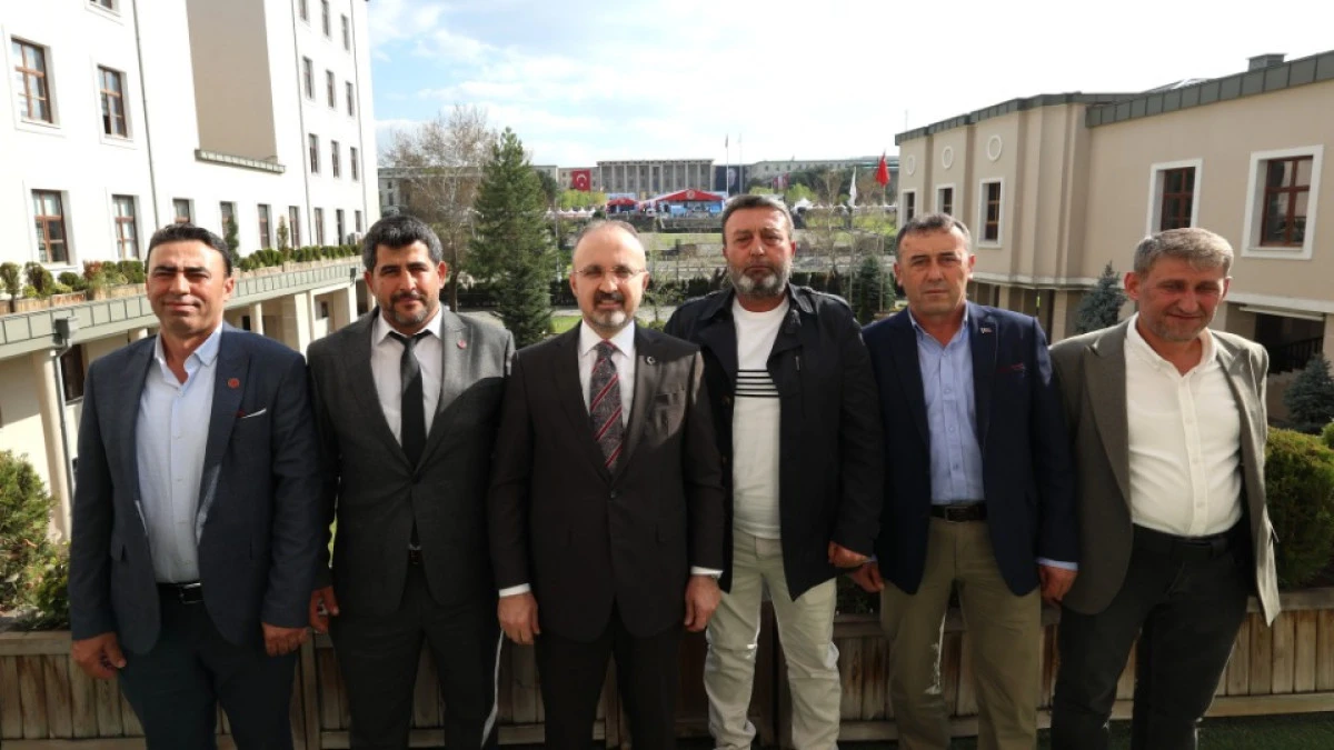 Turan Ankara&rsquo;da &Ccedil;anakkale Muhtarlarıyla Buluştu: "Onlar U&ccedil; Beyimizdir"