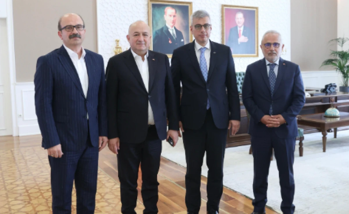 Yeni Hastane İçin Geri Sayım Başladı: AK Parti Heyeti Sağlık Bakanı ile Görüştü
