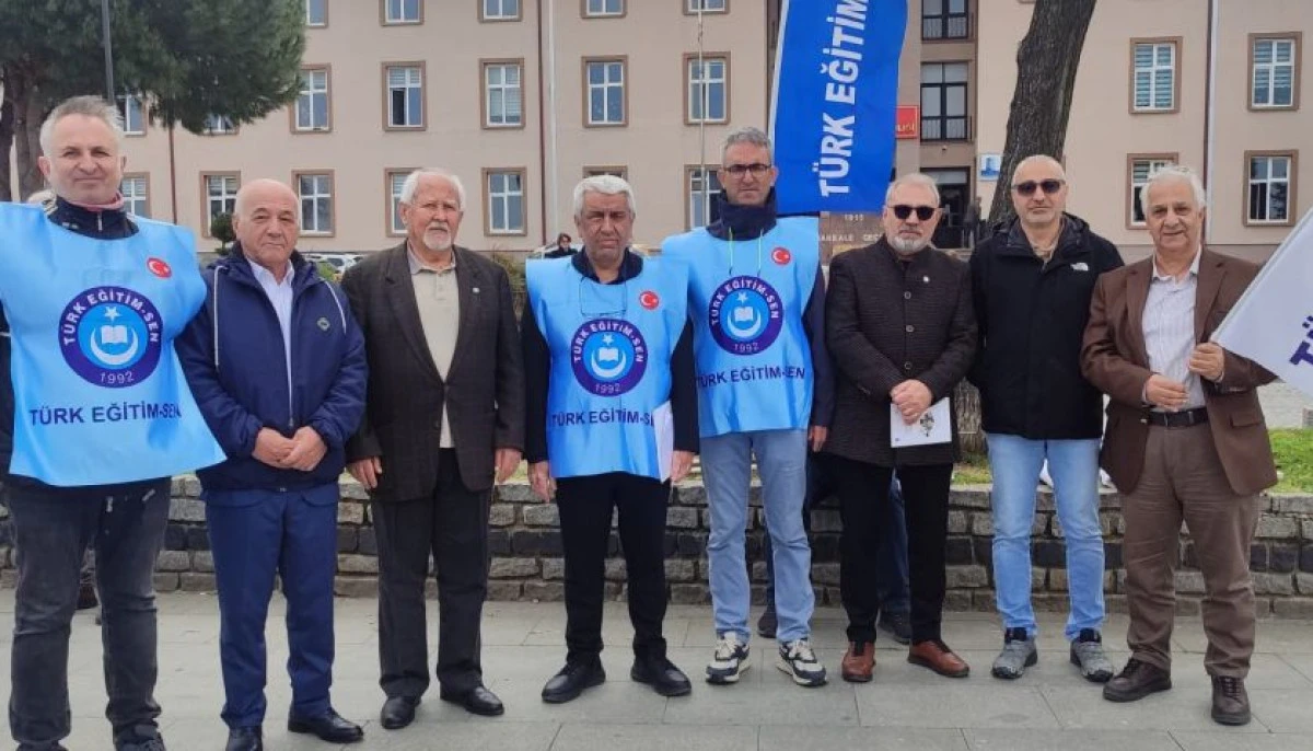 İYİ Parti &Ccedil;anakkale&rsquo;den Kent Dinamiklerine &Ccedil;ıkartma: Şiddete Tepki Kurumlara Destek