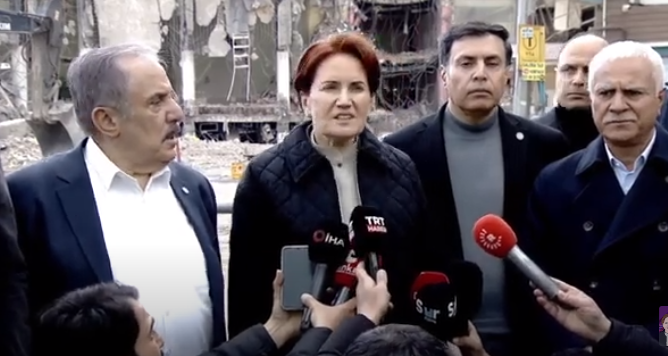 İYİ Parti Genel Başkanı Meral Akşener, Diyarbakır’da depremzedeleri ziyaret etti. 